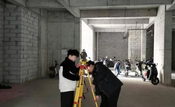 我校钢结构工作室承接旧房改造横向技术服务