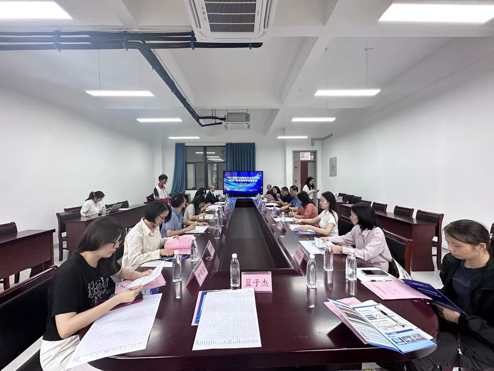 ae61c67be5a4f74a5995800607b3f793